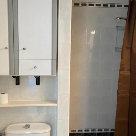 Belissimo 2 Bedrooms With Patio By Namaste Elite Apartment *